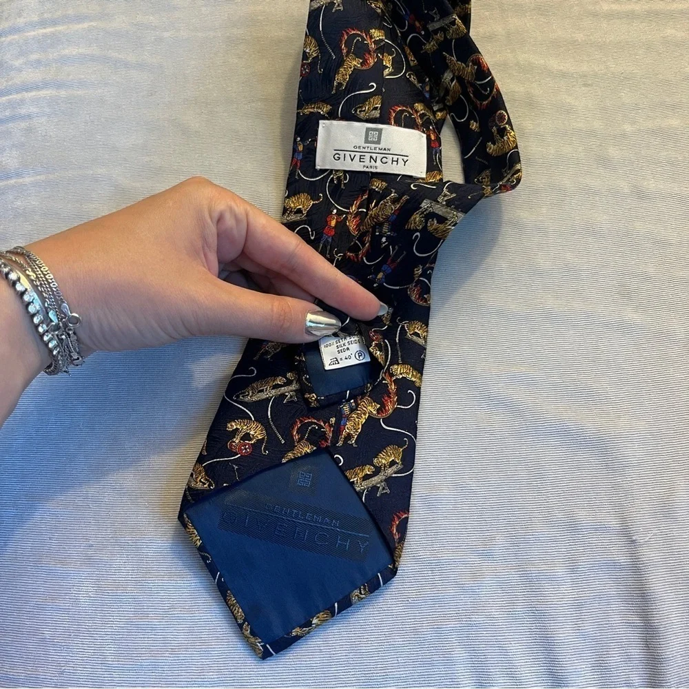 Givenchy Vintage Tiger Tamer Designer Tie